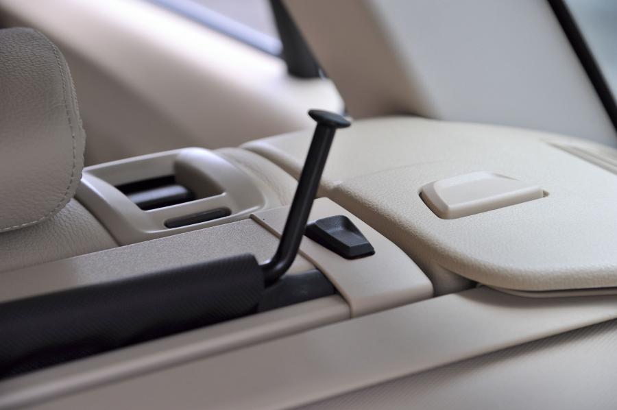  BMW 328i Touring Luxury 2012 года  (фото 46 из 200)
